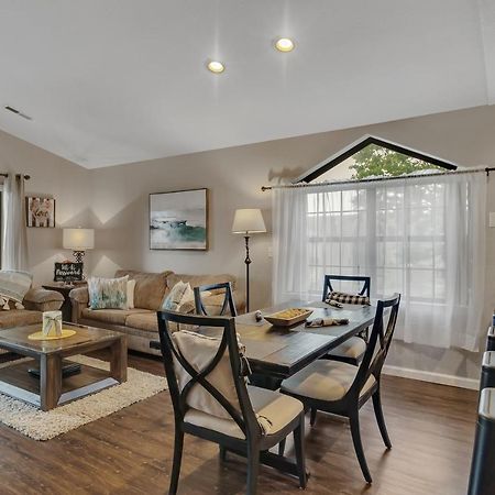 2 Bed Condo-The Greens At Thousand Hills-Coffee Bar Branson Eksteriør billede