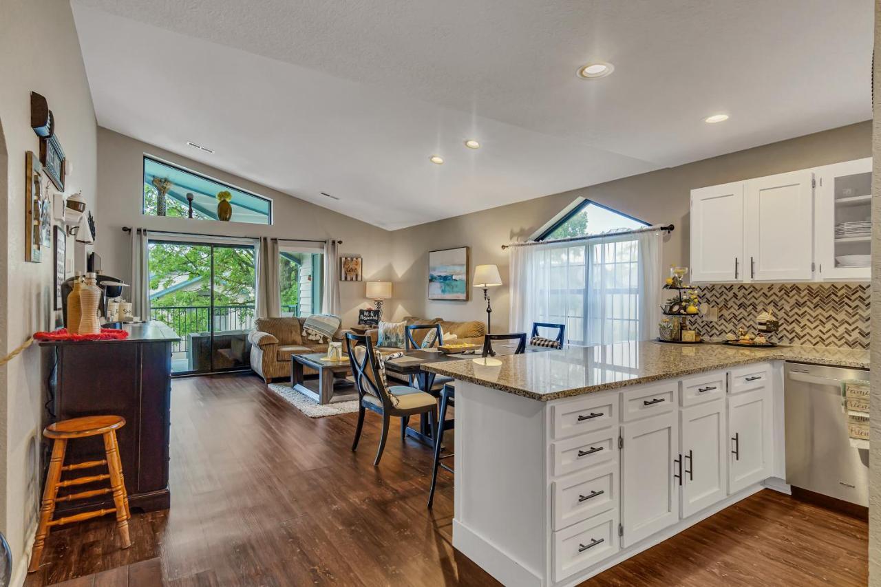 2 Bed Condo-The Greens At Thousand Hills-Coffee Bar Branson Eksteriør billede